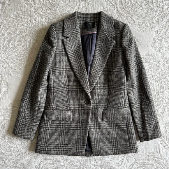 J. Crew - Willa Blazer in Houndstooth Wool - Gray Multi - Picture 4 of 14